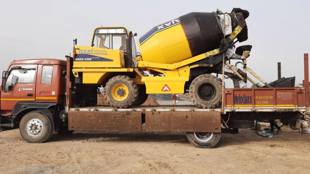 20FT, 22FT, 28FT, and 32FT Open Truck  Services in Vadodara